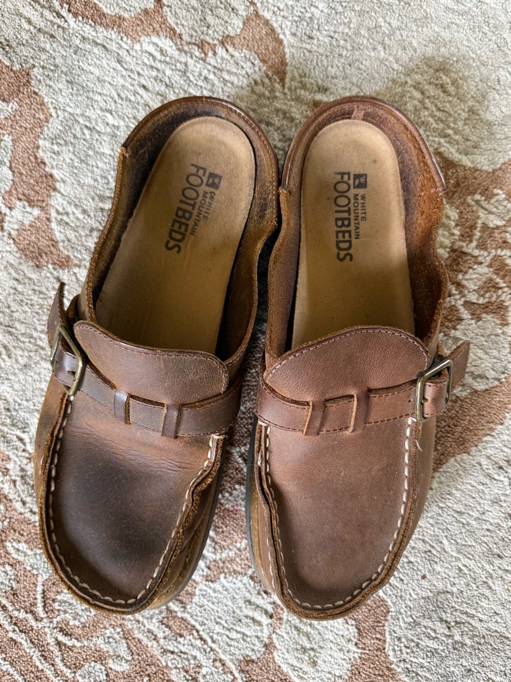 White mountain Brown Leather Slip-On Loafers clogs sz 9 - Picture 3 of 8
